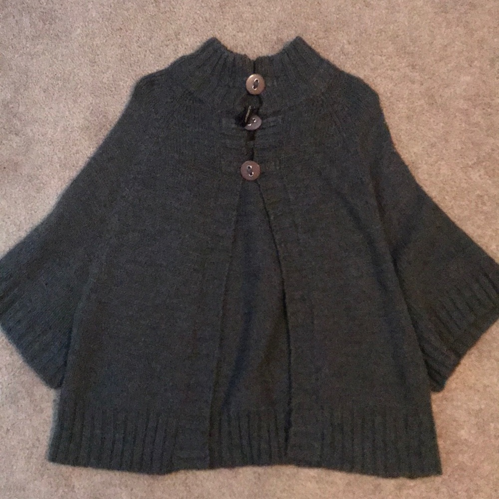 Women’s cardigan poncho